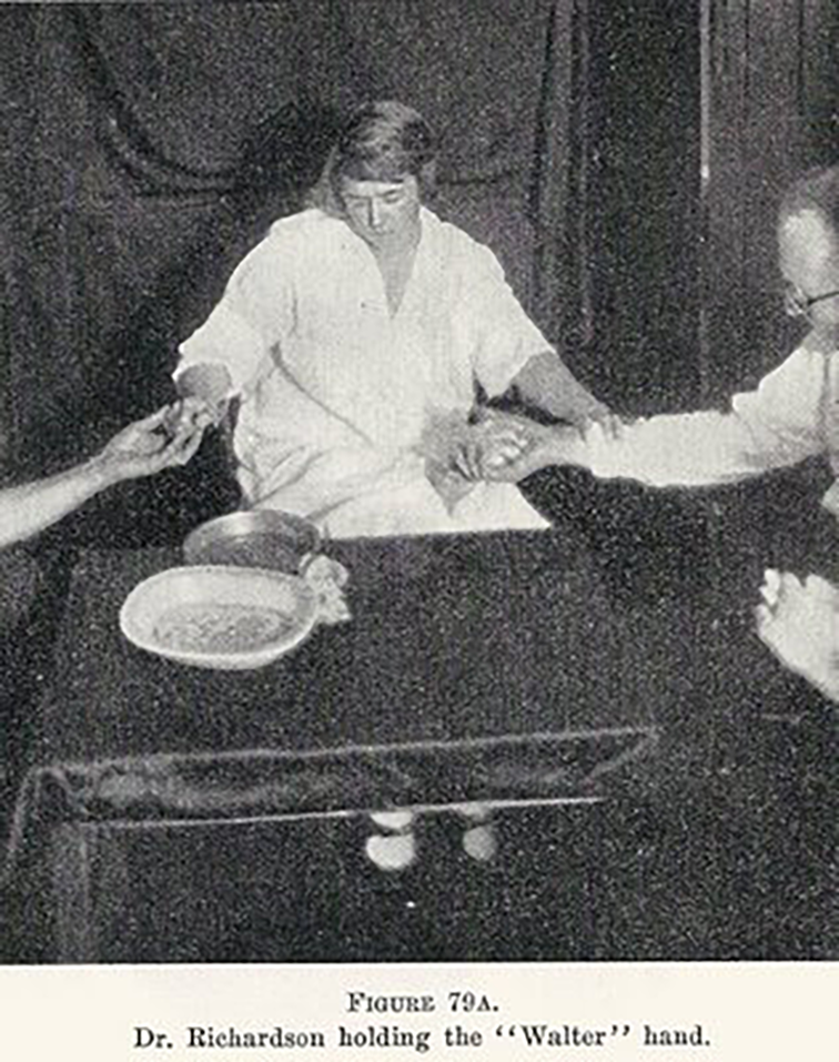 Mina Crandon - Ectoplasmic spirit hand