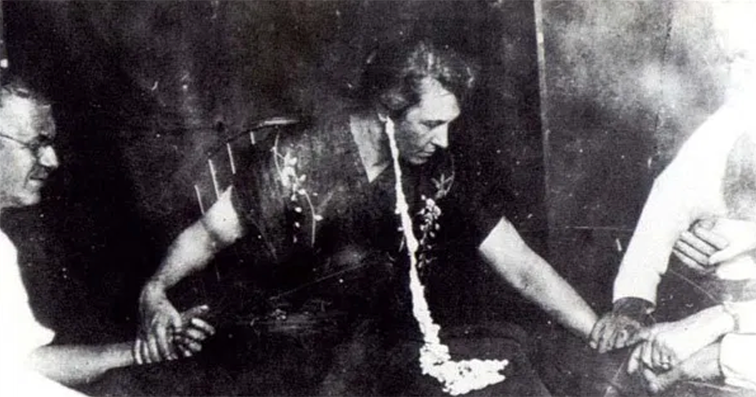 Mina Crandon - Ectoplasm